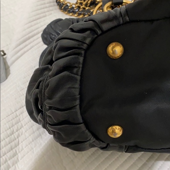 Authentic Prada bag - Picture 6 of 16